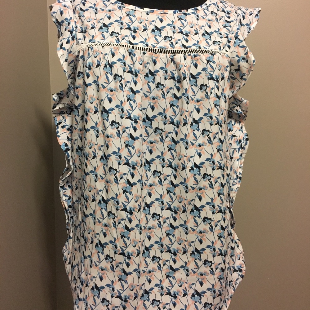 Sleeveless top